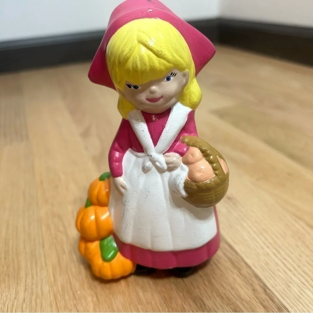 Vintage Pilgrim Ceramic Doll Figure Pink Fall Thanksgiving Pumpkin
